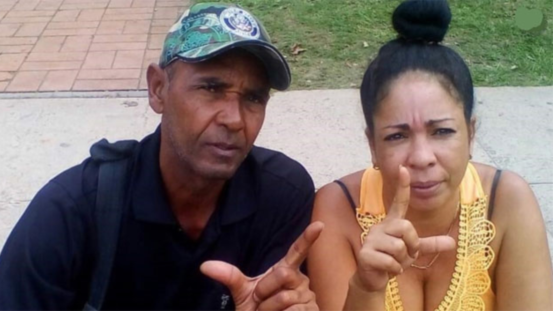 Destierran a presa política Aymara Nieto