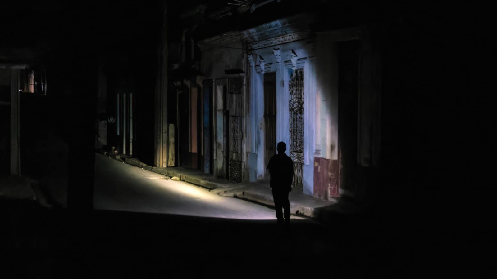 Fin del 2025 con largos apagones en Cuba