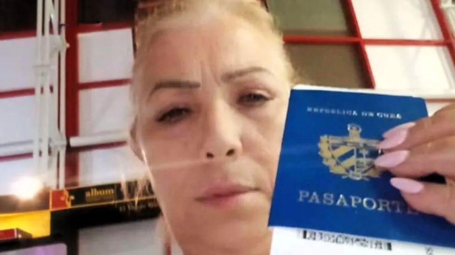 Liberan a 12 de los 17 cubanos retenidos en aeropuerto de Bolivia