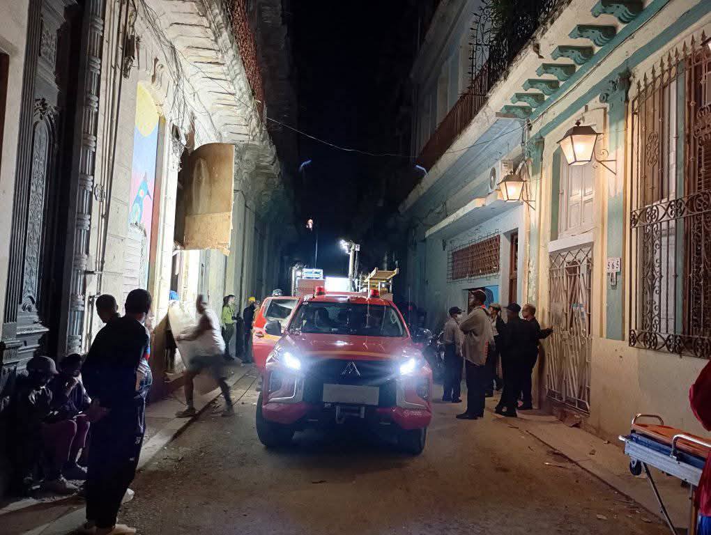 Madre e hijo fallecen tras derrumbe ocurrido en Habana Vieja