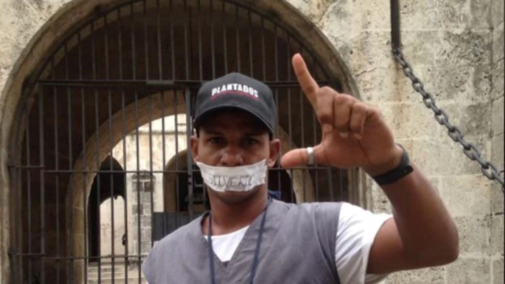 Maykel Osorbo permanece incomunicado en pequeña prisión de Pinar del Río