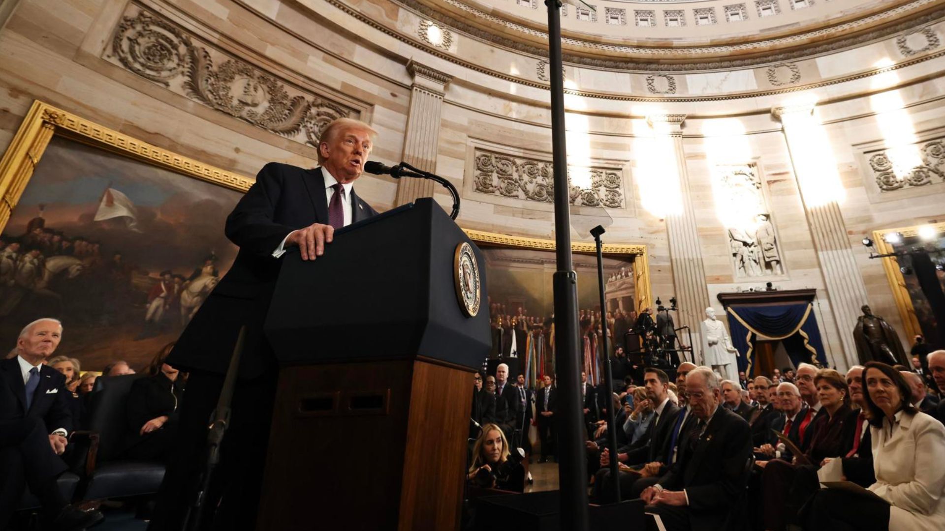 "Muchos cubanos perdieron la vida protegiendo a Maduro", dice Trump