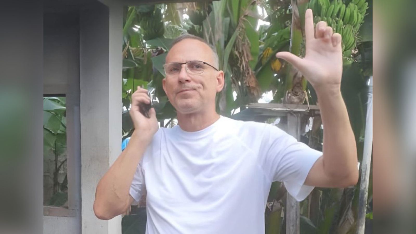 Niegan visita conyugal a Ferrer y su esposa se planta en la prisión