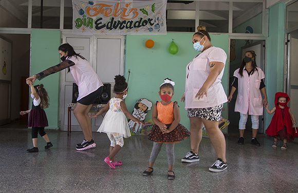 Prohíben llevar merienda a niños en círculo infantil de Santiago de Cuba