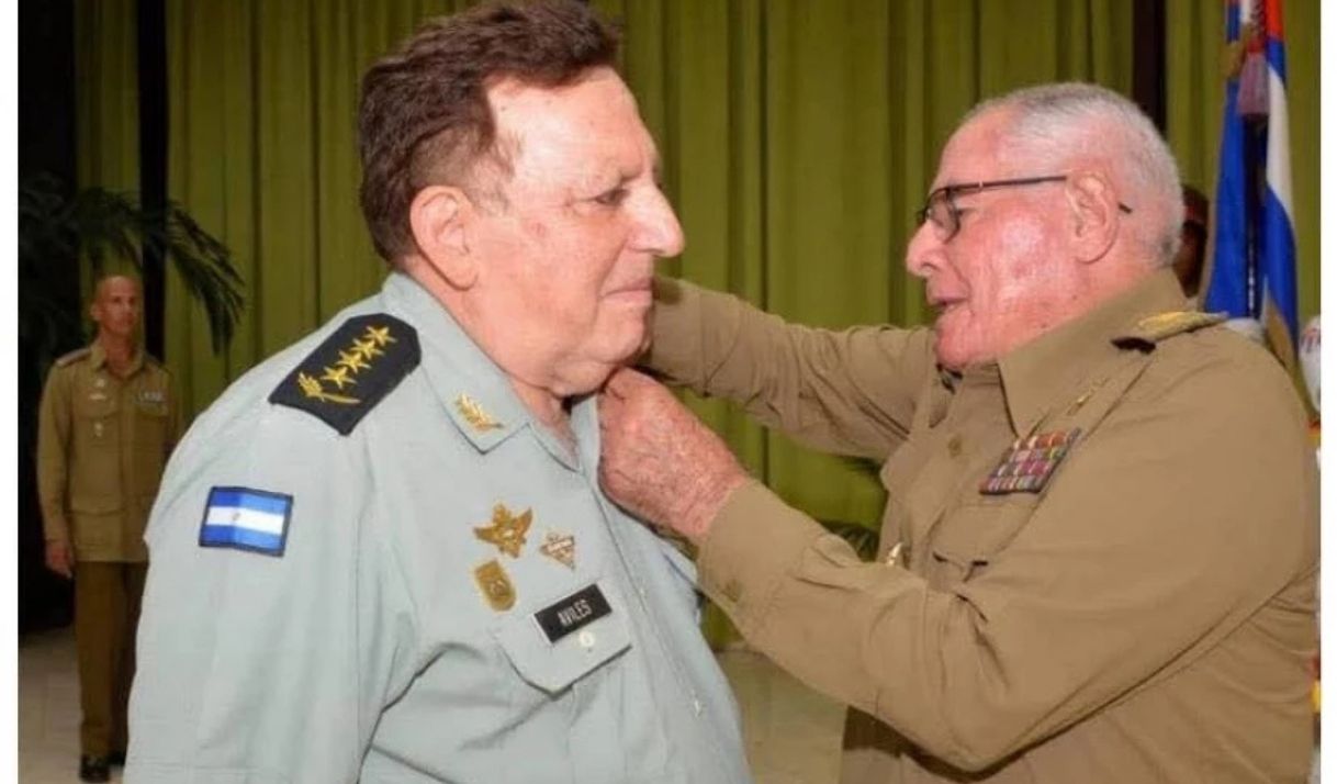 Regímenes de Nicaragua y Cuba formalizan acuerdo de cooperación militar