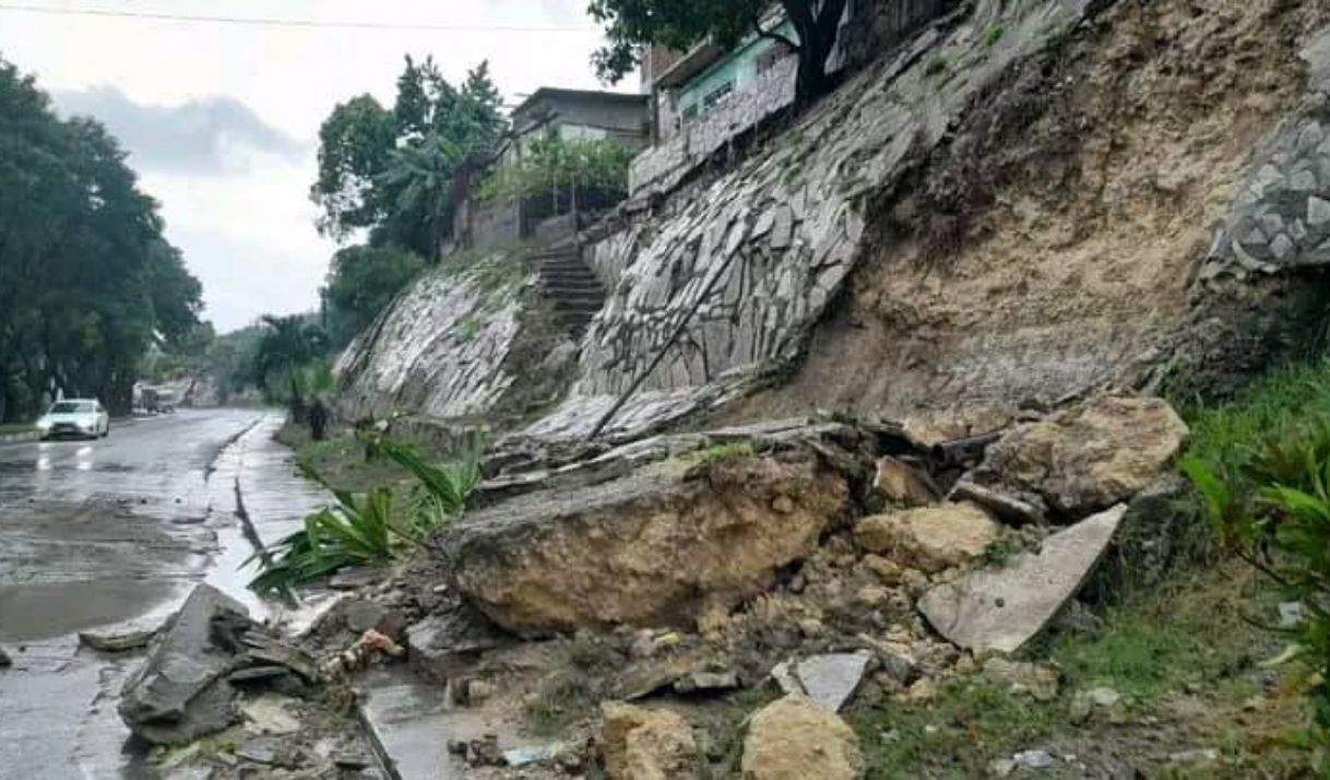Reportan más protestas en barrios de Santiago de Cuba